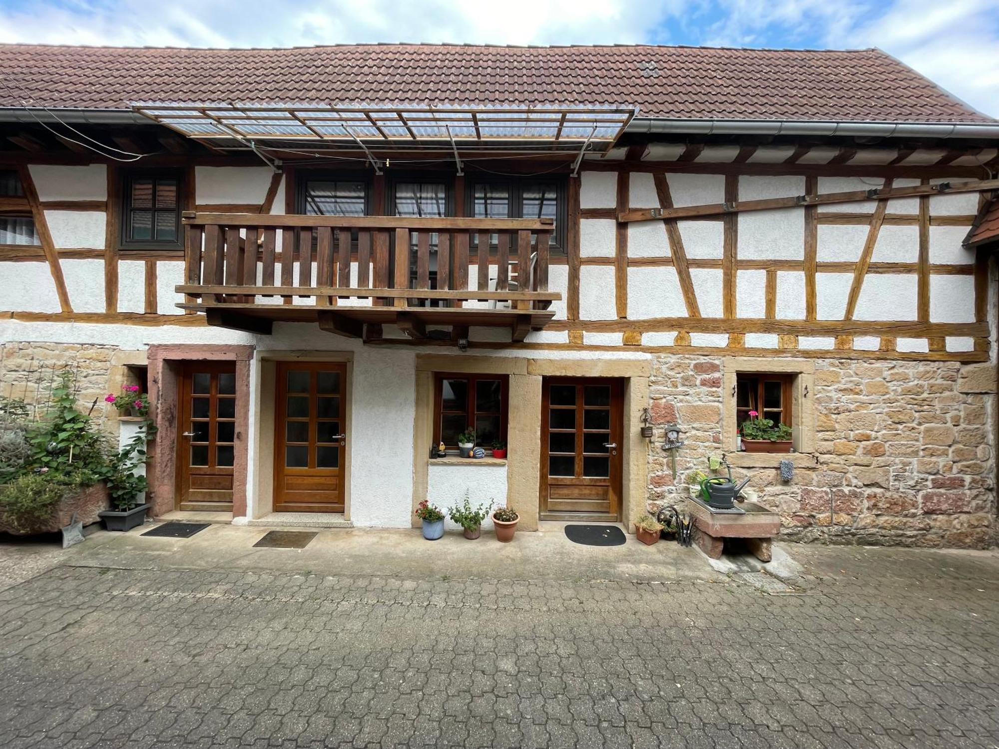 Weingut Und Destillerie Bernd Klein Pleisweiler-Oberhofen المظهر الخارجي الصورة